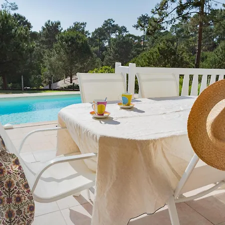 Avec Piscine Dans La Pinede A 4min De L'ocean - Ag38 Lacanau